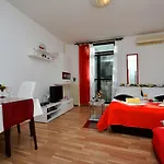 Dijana 1 Διαμέρισμα *